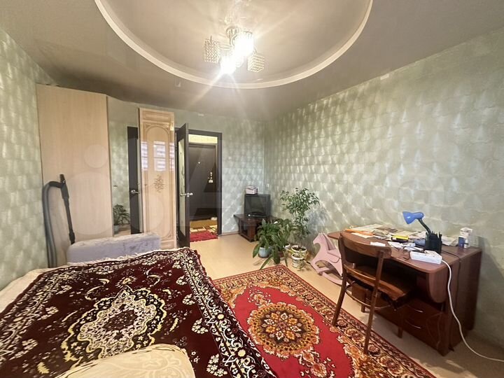 2-к. квартира, 50 м², 5/10 эт.