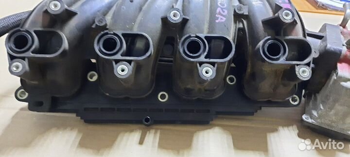 Дроссельная заслонка+коллектор Тойота Рав4/Авенсис