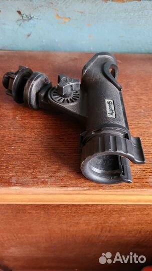 Держатель для спиннинга на катер 431 Scotty Canadа