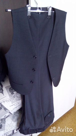 Костюм школьный размер 134. Фирма Orby