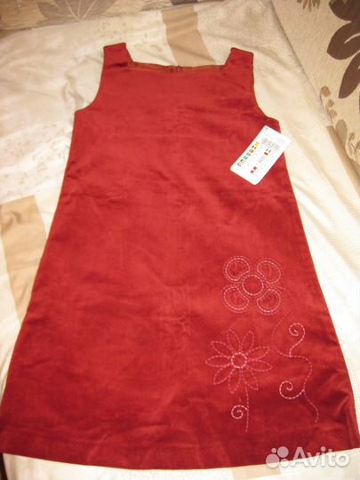 Нарядное платье на 12 лет новое