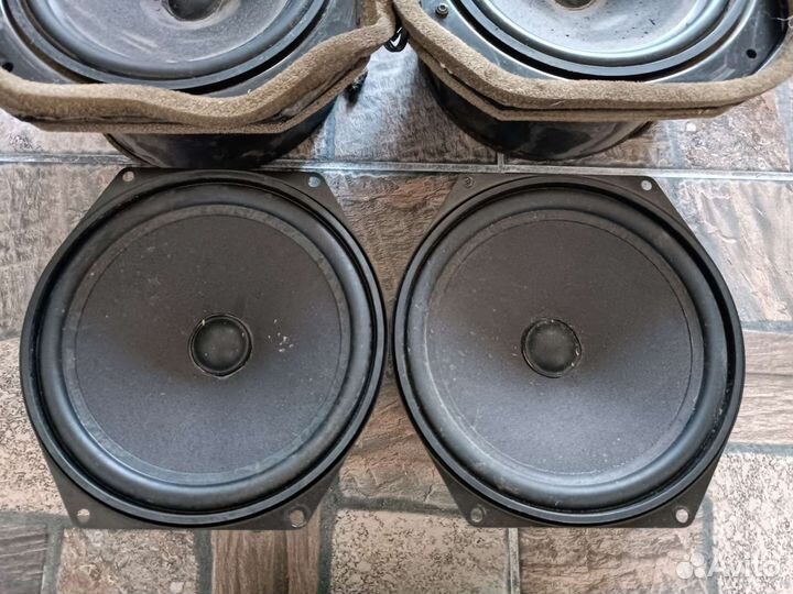 Штатные динамики Mercedes w140