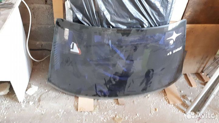 Стекло заднее субару