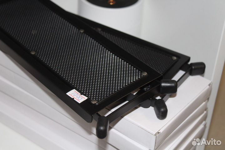 Подставка под ногу гитариста Новая