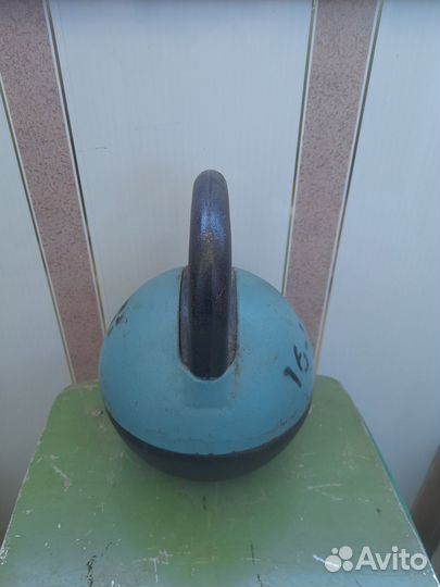 Гиря 8 и 12 кг