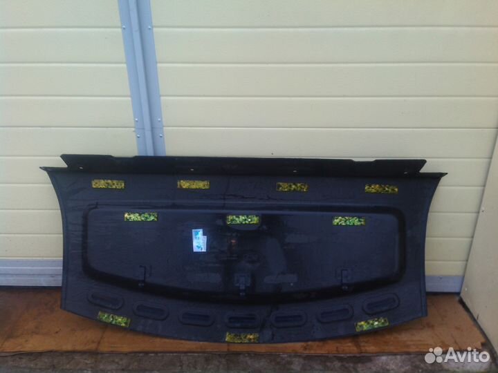 Форд Фокус 2(седан) -задняя полка