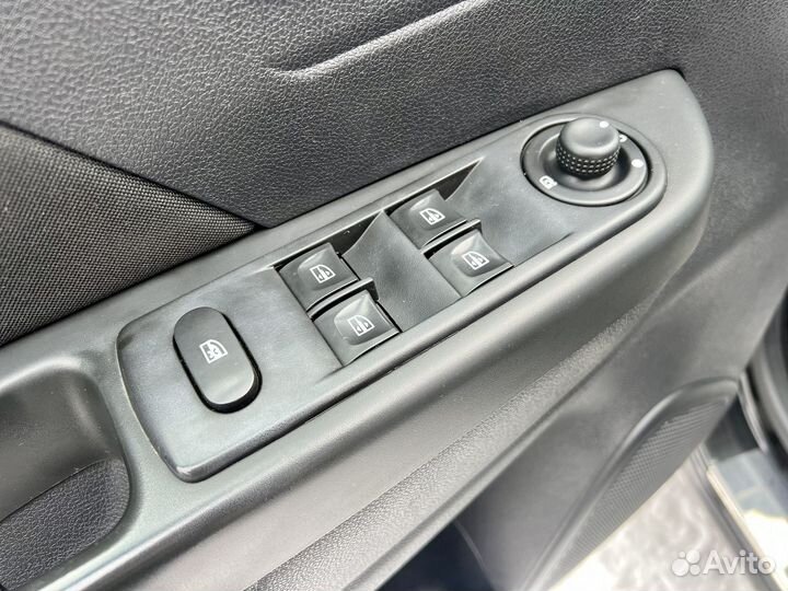 Renault Kaptur 1.6 МТ, 2017, 93 100 км