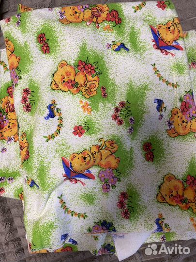 Костюмы теплые и пеленки новые