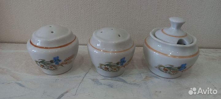 Набор столовой посуды на 6 персон