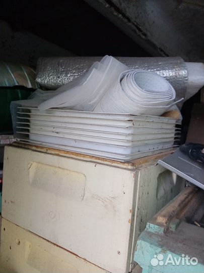 Пчелиные ульи