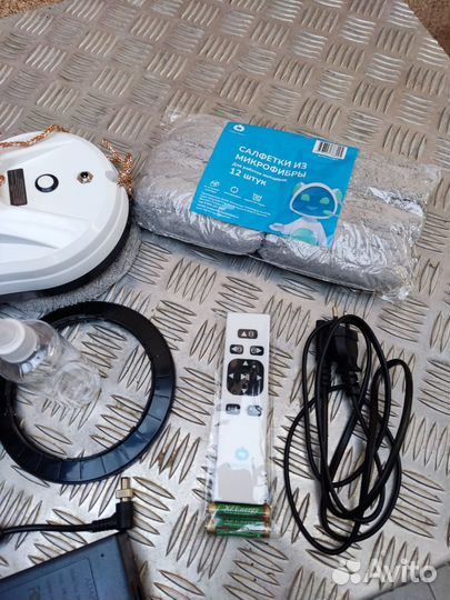 Робот мойщик окон