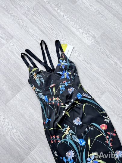 6;8 (xxs;xs) новое Karen Millen Платье