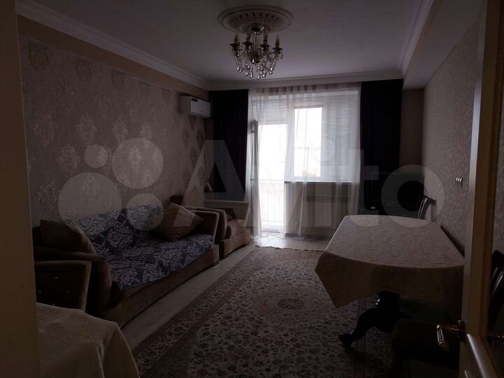 2-к. квартира, 79 м², 4/10 эт.