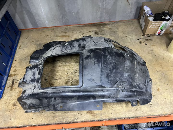 Подкрылок передний правый BMW X3 G01 X4 G02