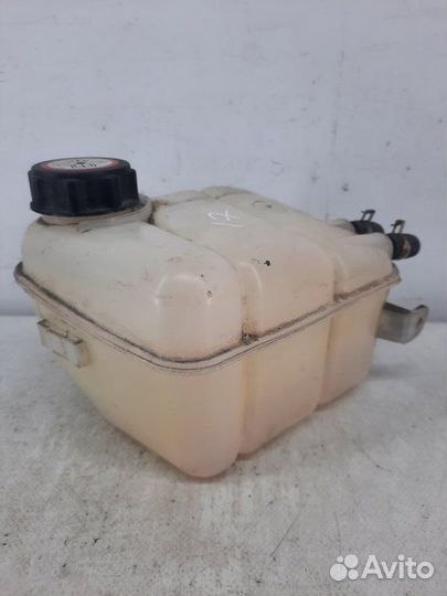 Бачок расширительный Ford Focus хэтчбэк 5 дв. 1.6