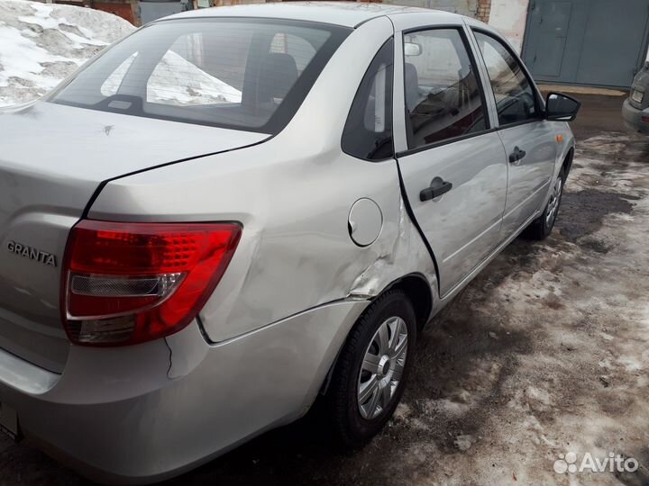 LADA Granta 1.6 МТ, 2015, 114 000 км