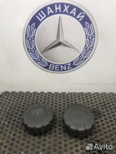Крышка расширительного бочка C220 W202 Mercedes