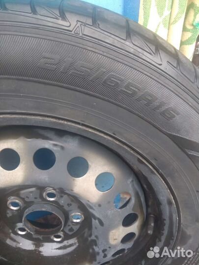 Dunlop Le Mans LM 704 215/65 R16