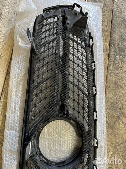 Решетка радиатора Mercedes GLC X253 рест