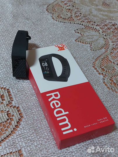 Фитнес трекер Redmi Band