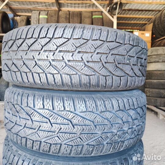 Tigar Winter 215/55 R16