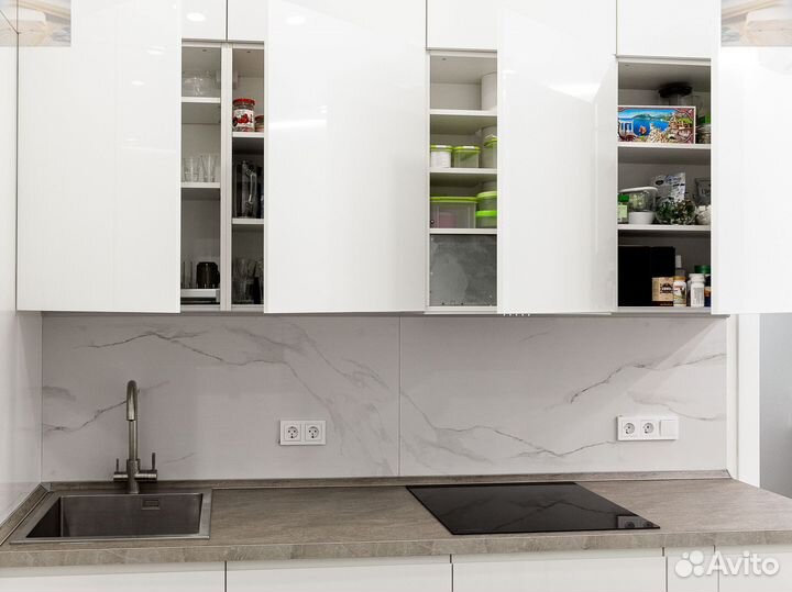 Кухня под заказ Угловая Белая