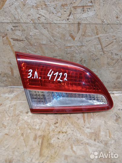 Фонарь задний внутренний левый Nissan Almera