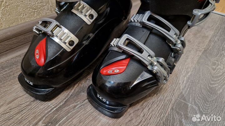 Горнолыжные ботинки Salomon (р-р 37)
