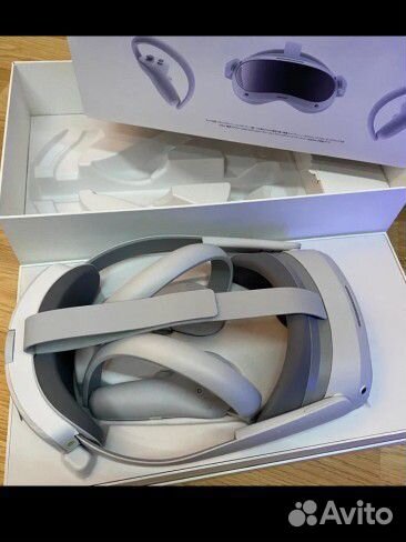 VR шлем виртуальной реальности pico 4 256 GB