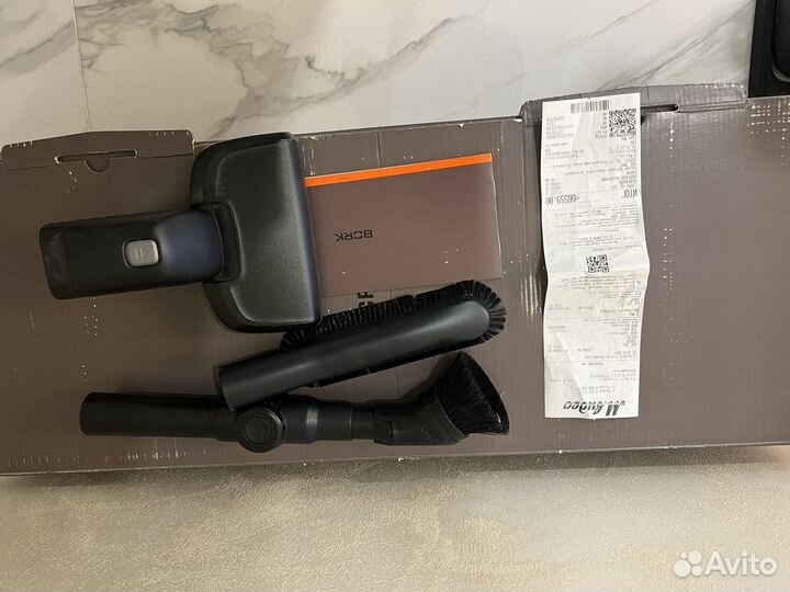 Пылесос ручной VC Bork V800