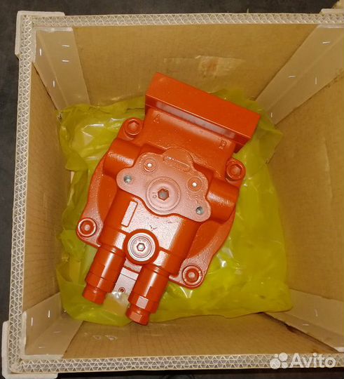 Гидромотор редуктора поворота башни DX300LCA