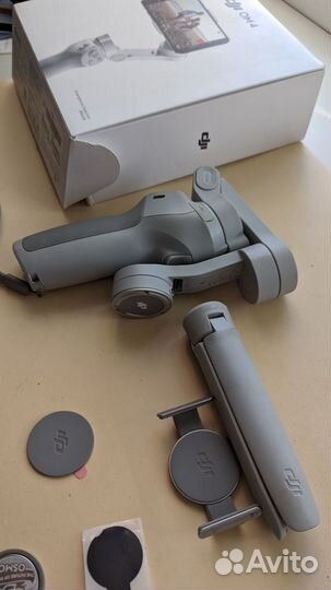 Стабилизатор Dji osmo mobile 4