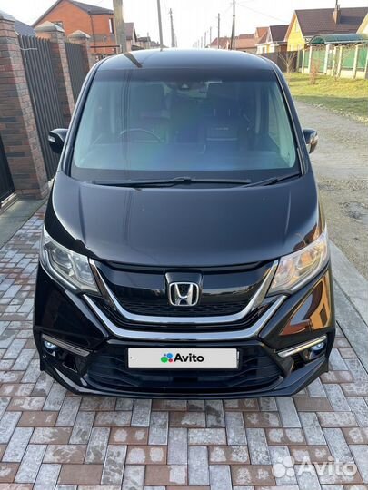 Honda Stepwgn 1.5 CVT, 2017, 124 420 