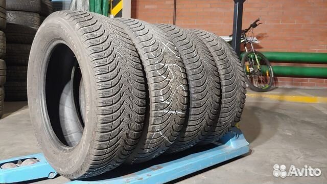Michelin Alpin A4 215/60 R16 95H