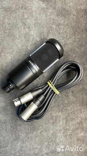 Микрофон Audio-Technica AT2020