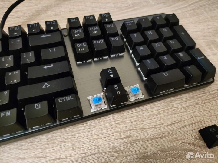 Игровая механическая клавиатура