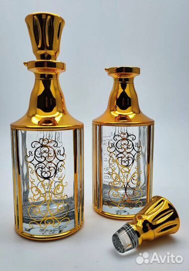Графины,флаконы для духов и другое, оптом