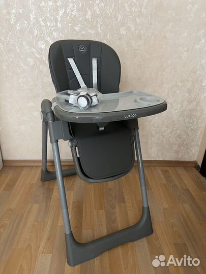 Стульчик для кормления luxmom новый