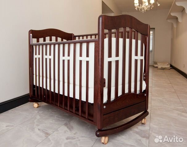 Детская кроватка-качалка