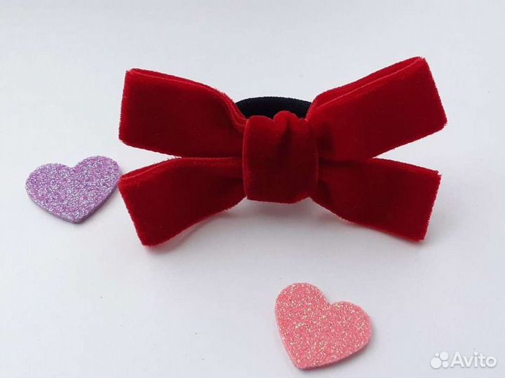 Бантик из бархатной ленты