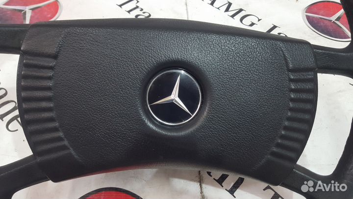 Руль в сборе на Mercedes-Benz W116 W123