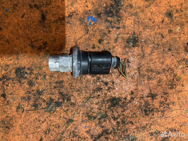 Датчик кондиционера Skoda Octavia (A4)