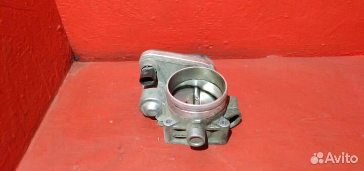 Дроссельная заслонка Туарег 2002-2010 3.2 бензин