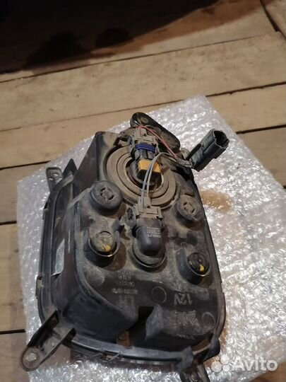 Фара противотуманная левая Kia Sorento 2 XM