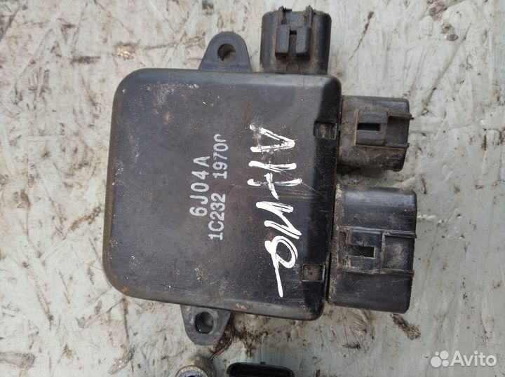 Блок управления вентиляторами Митцубиси Лансер 9