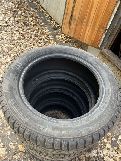 Pirelli Ice Zero 205/55 R16