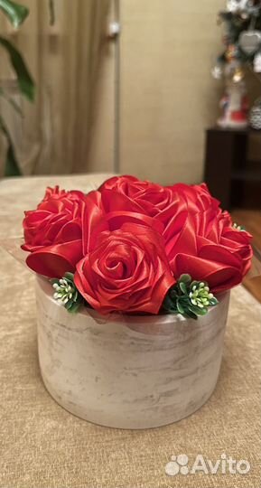 Букет из атласных роз