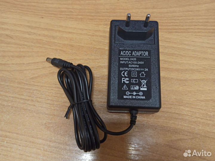 Блок питания 24 вольта 2 ампера (5.5*2.1)