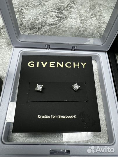 Серьги givenchy с цирконием 6мм, 8мм, 4 мм