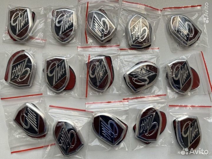 Шильдик Chia (Чиа) форд фокус 2